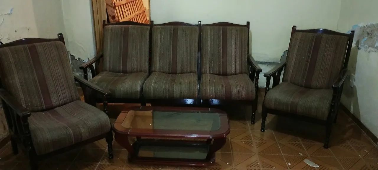 Jogo de sofá antigo 