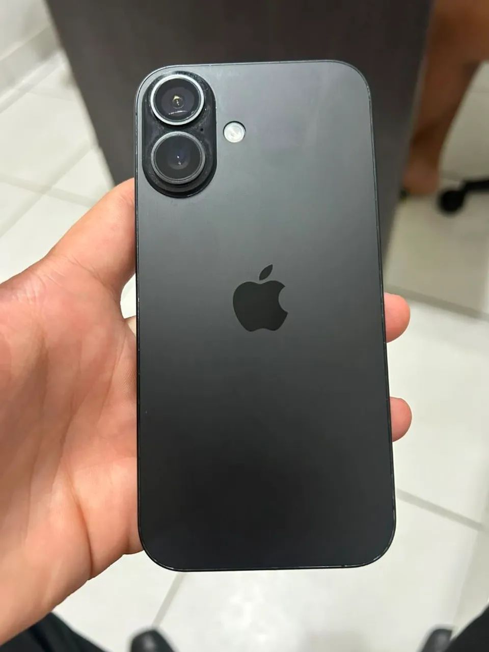 iPhone 16