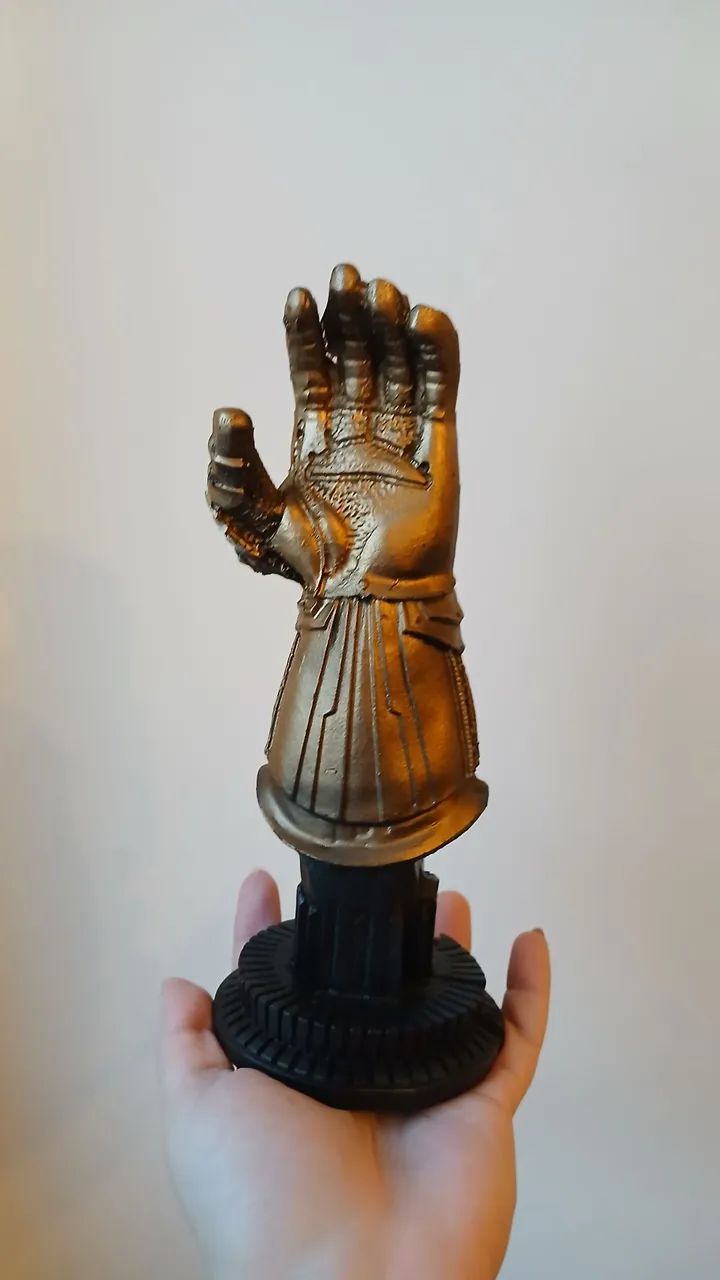 Manopla do Thanos - Marvel - Foto 2