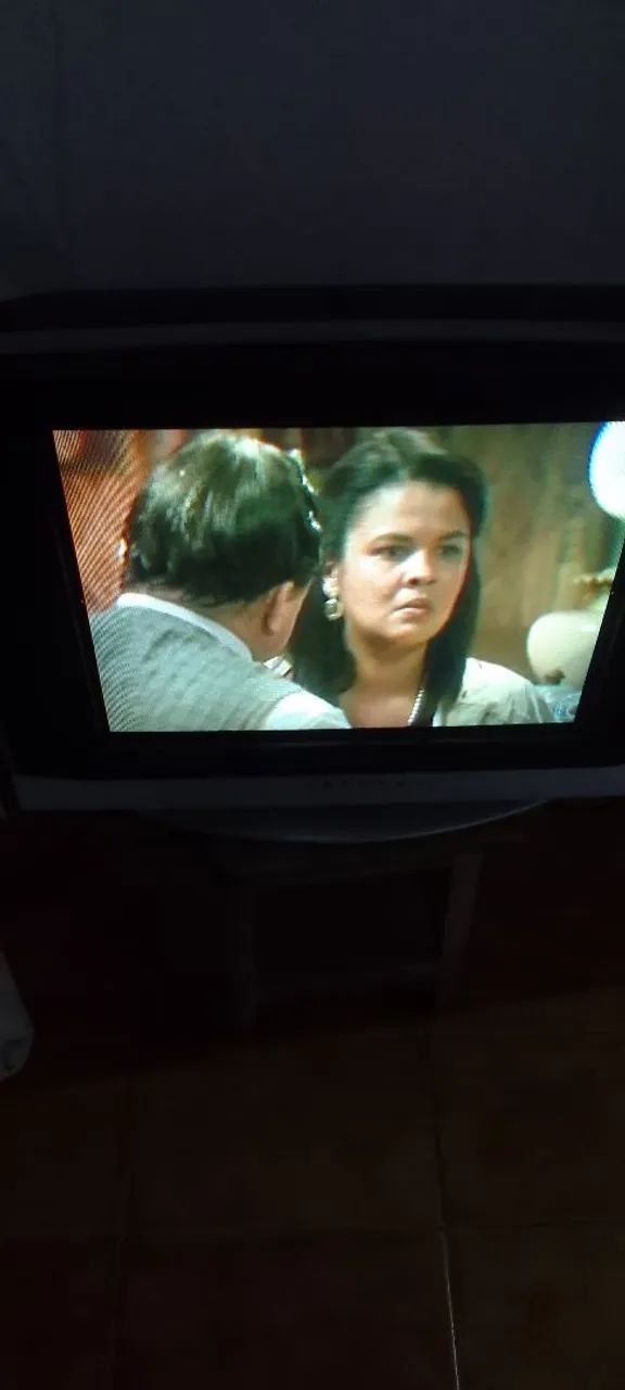 Televisão de tubo 
