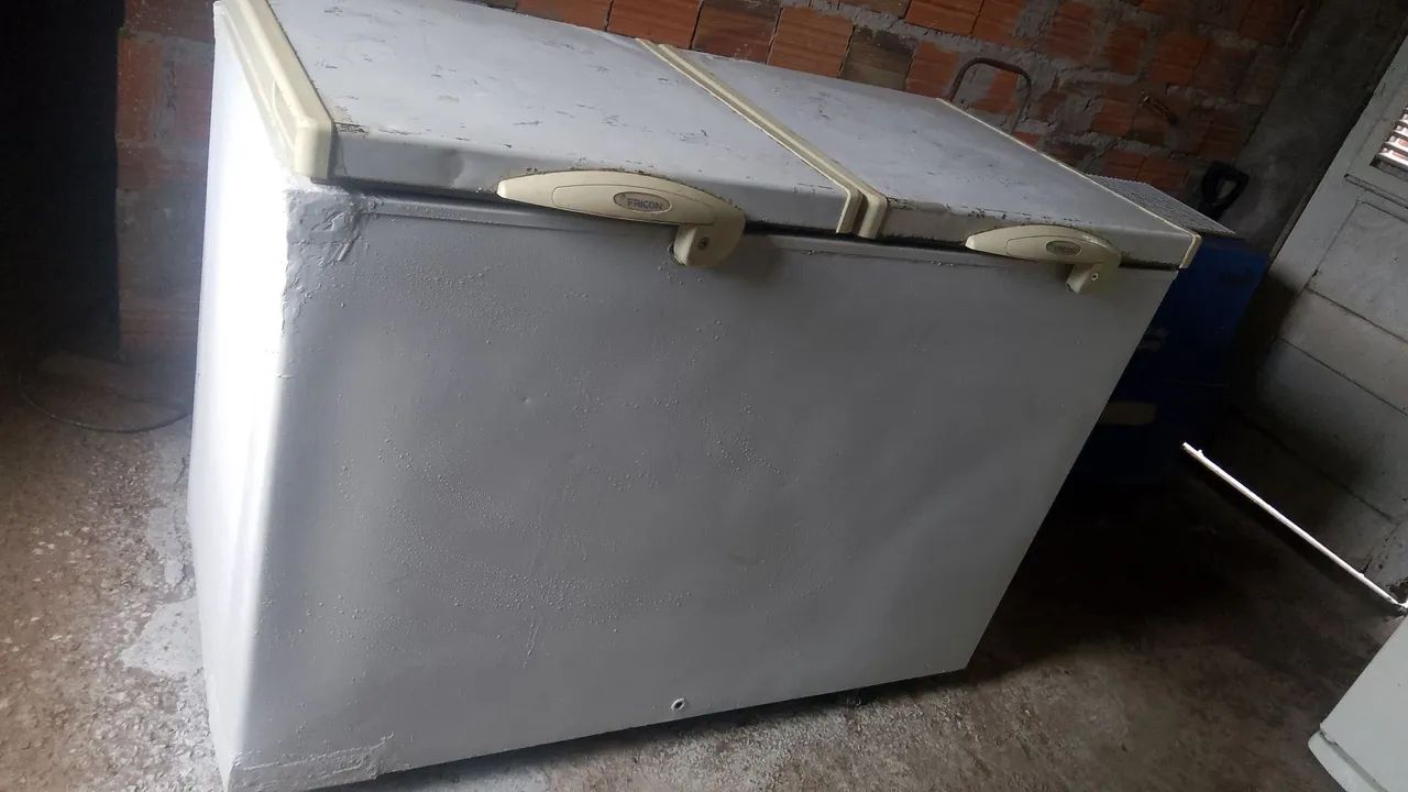 Vendo freezer horizontal Fricon 411lt - Geladeiras e Freezers