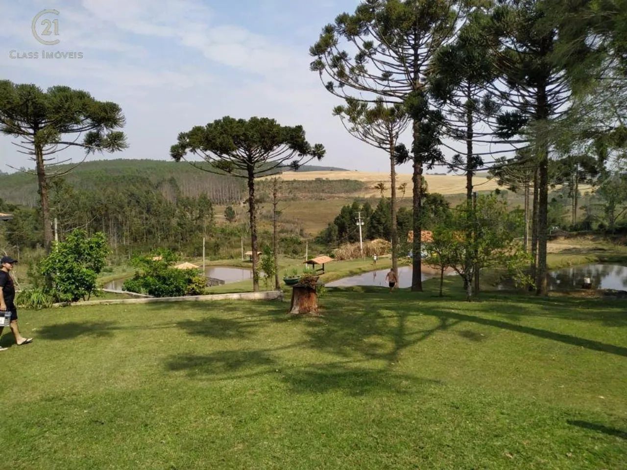 Sítio à venda em São Jerônimo da Serra, Centro, com 3 quartos, com 200 m²