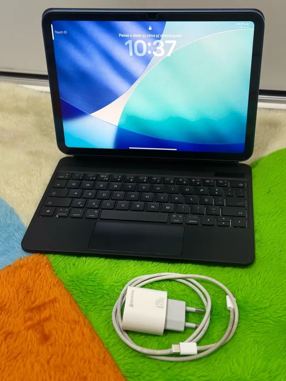 iPad 10ª Geração 64GB + Teclado com Trackpad + Película - Foto 3