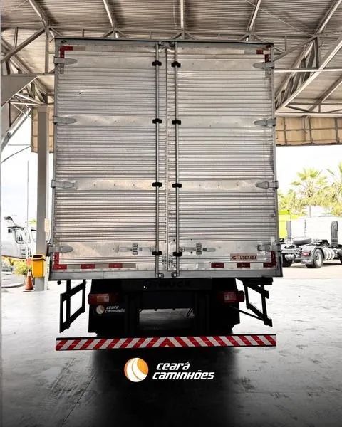 VOLVO VM 270 6X2R - Foto 4