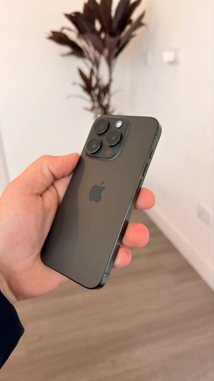 iPhone 15 Pro 256gb black