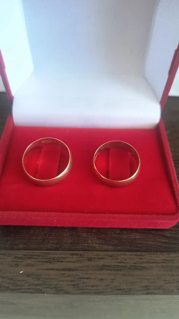 Aliança Ouro 18 k . Peso 10.02 - Foto 3