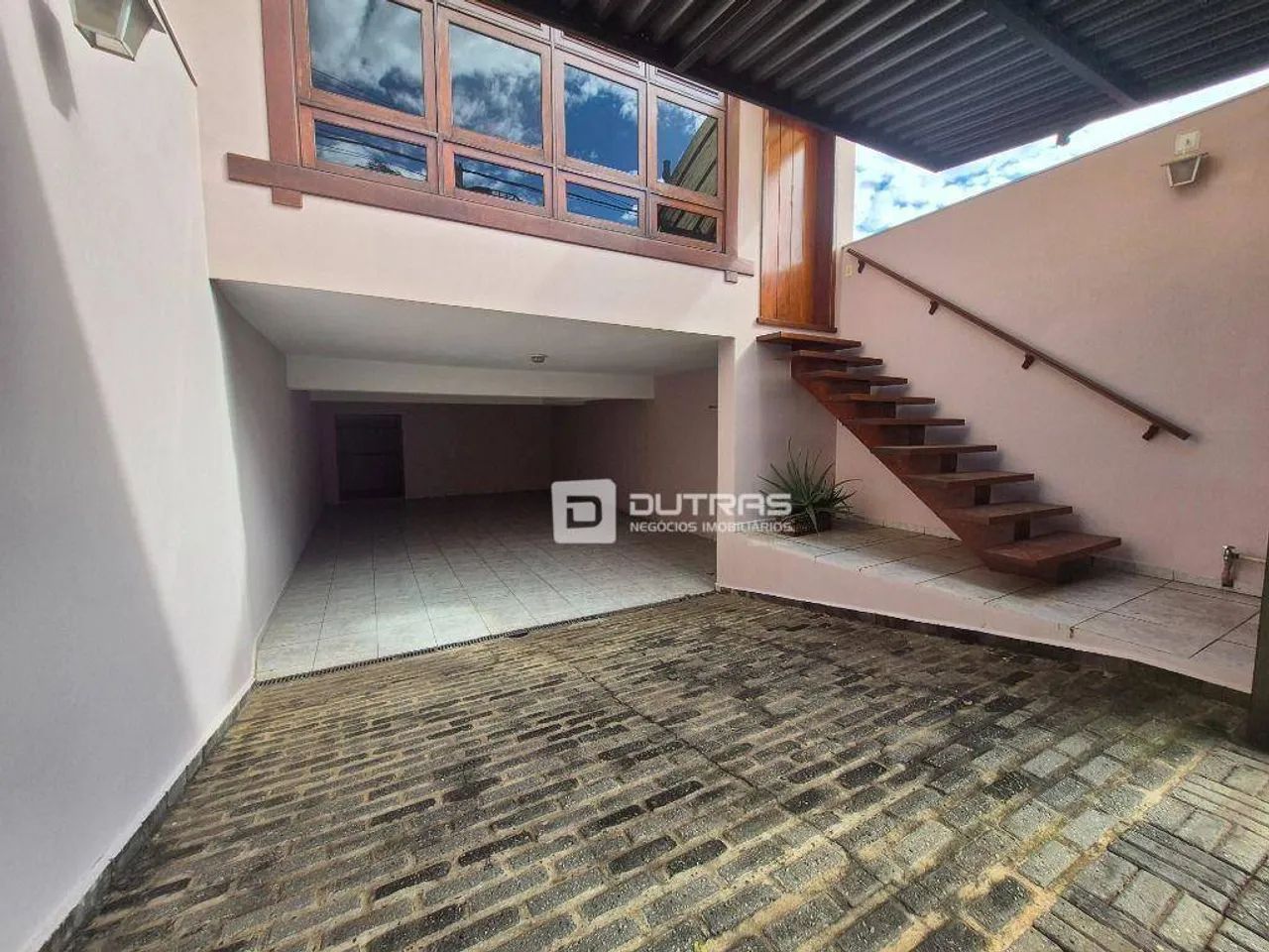 Casa para alugar no Centro  2 quartos, piscina e área gourmet - Foto 2