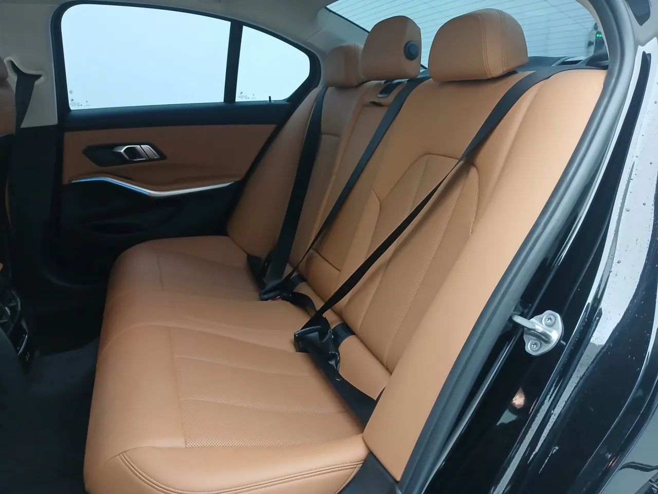 BMW Série 3 320i, foto 17 de 18