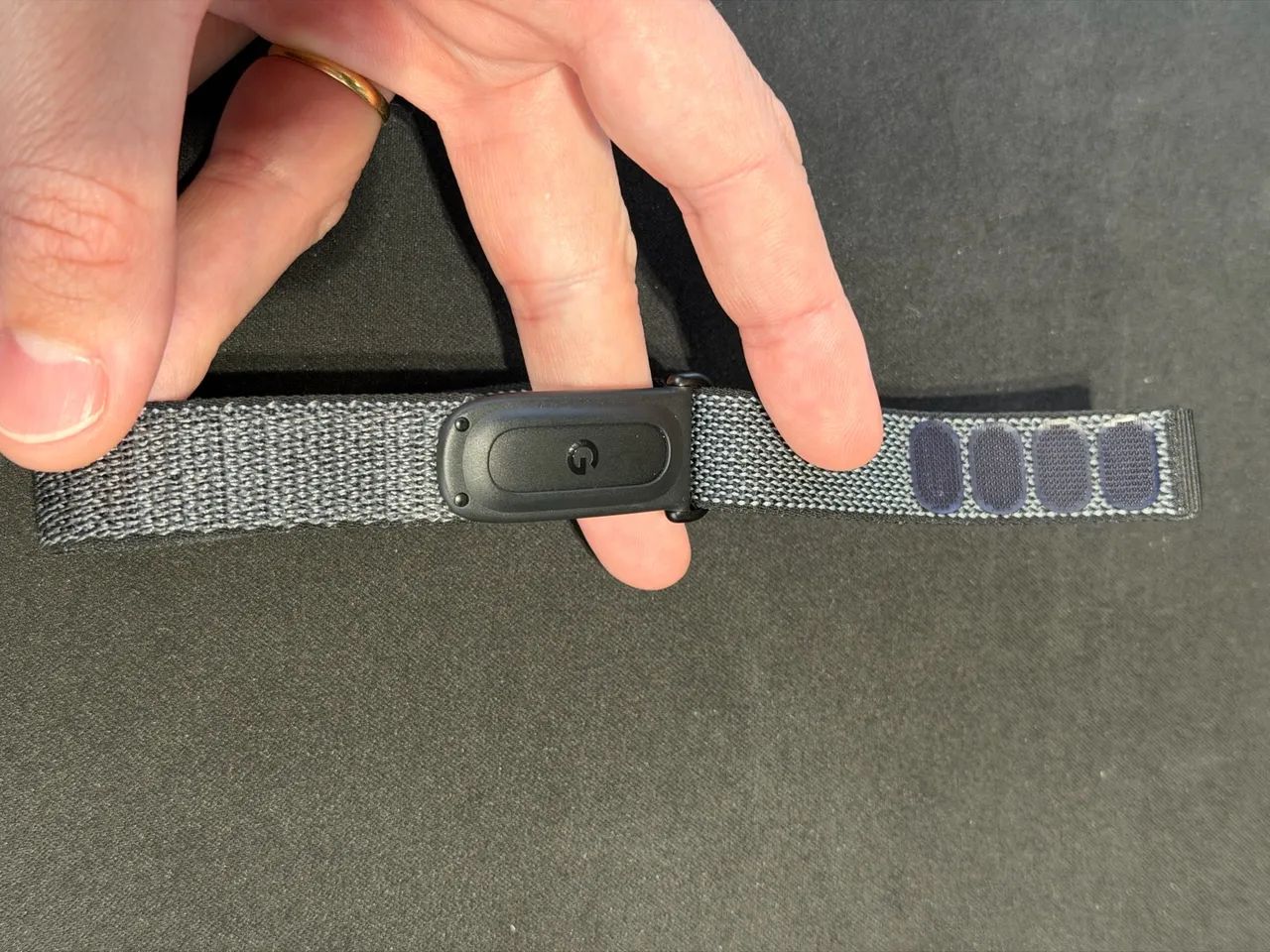 Pulseira Inteligente Google Fitbit - Foto 4