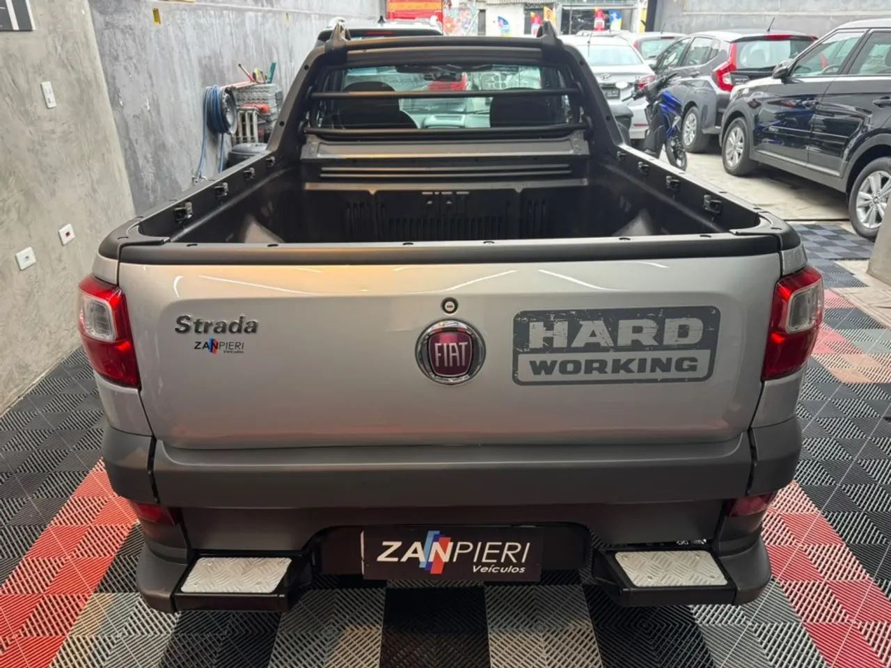Fiat Strada Working Hard 1.4 Fire Flex 8V CS 2018 - Foto 5