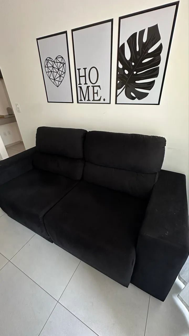 Sofá Retrátil e Reclinável Preto