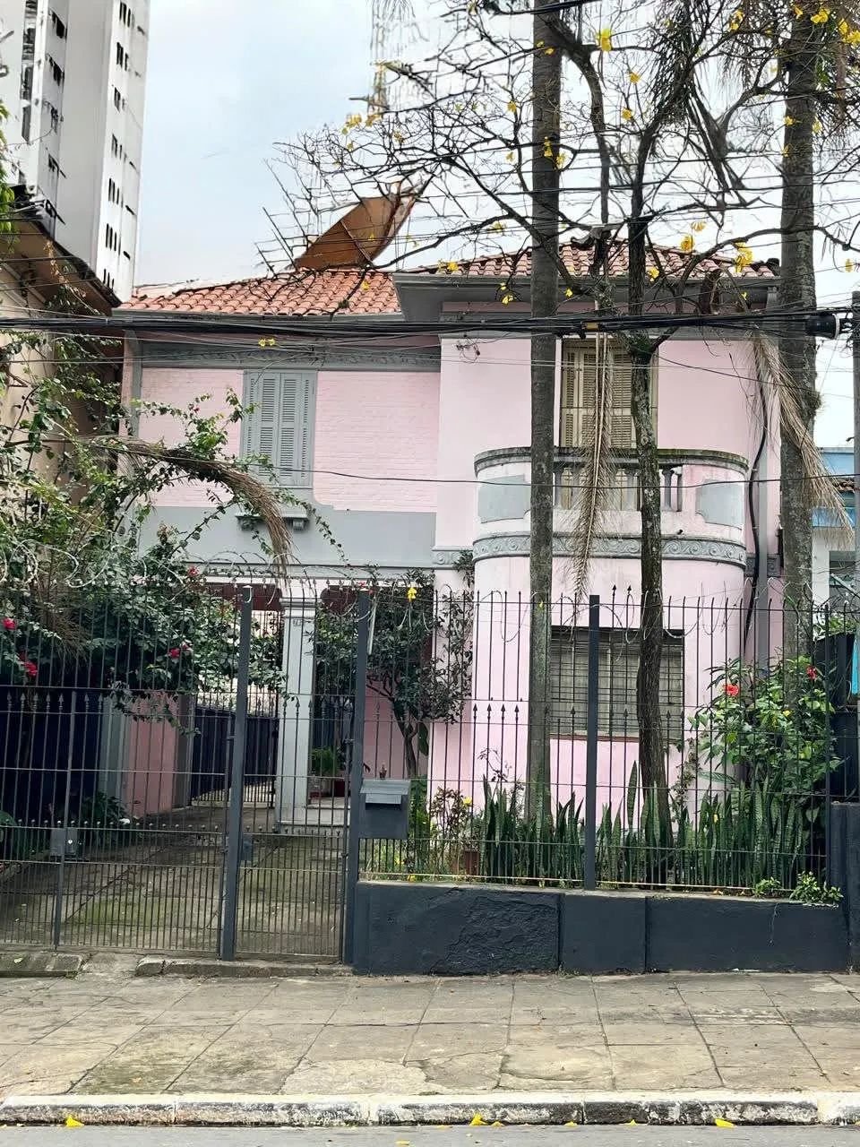 Casa comercial na Rua Vitorino Carmilo, 782  280 m² - Foto 3