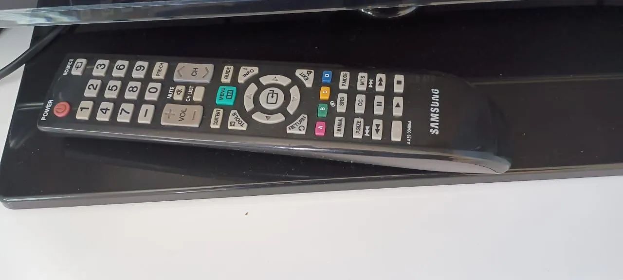 TV 32" Samsung (muito conservada) - Foto 3