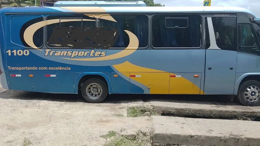 Micro-ônibus SENIOR 2010 25 lugares - Foto 2