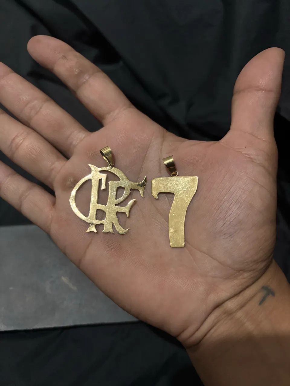 Pingentes GRANDE em Ouro 18K 750 - Foto 2