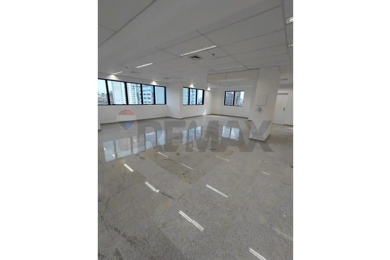 CRYSTAL PLAZA CENTRO EMPRESARIAL, SALA 200M², 5 VAGAS DE GARAGEM - Foto 2