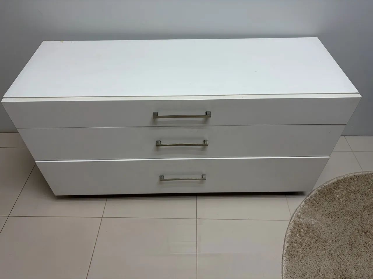 Cômoda com gavetas e rodinha  - Foto 2