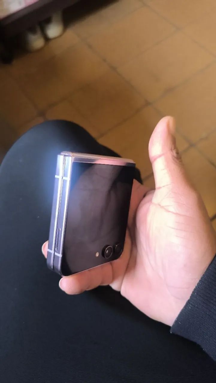 Samsung Galaxy Flip 5 512 GB - Foto 5