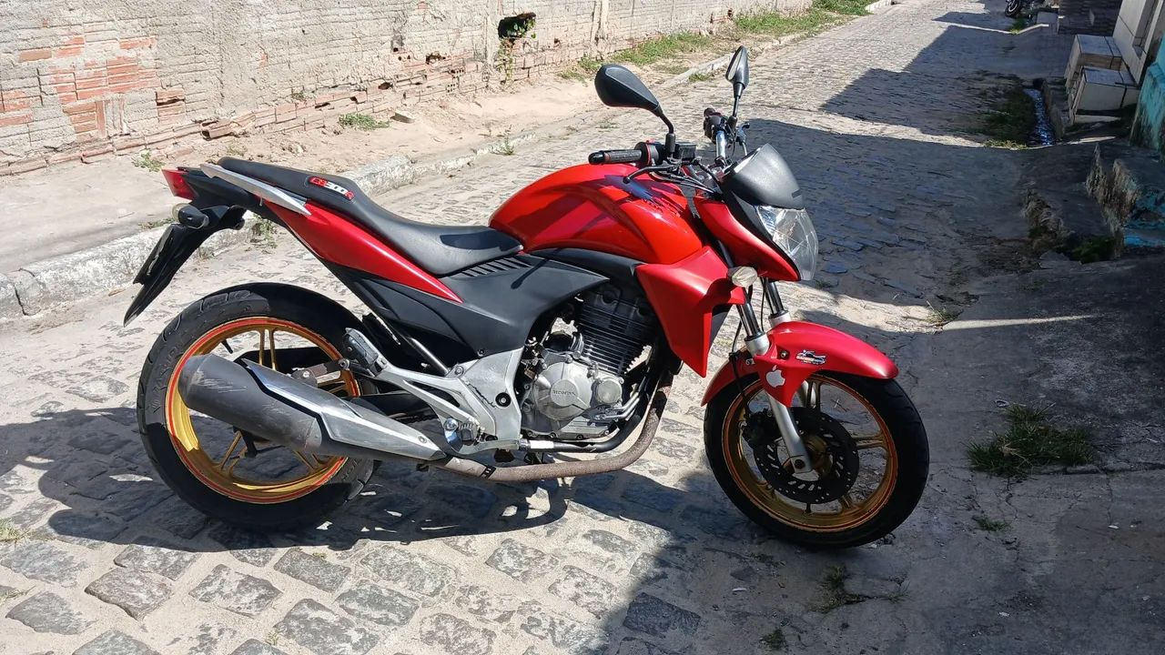 Cb 300 