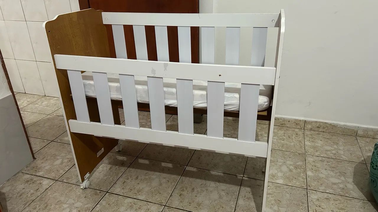 Mini Berço com Colchão (Usado)