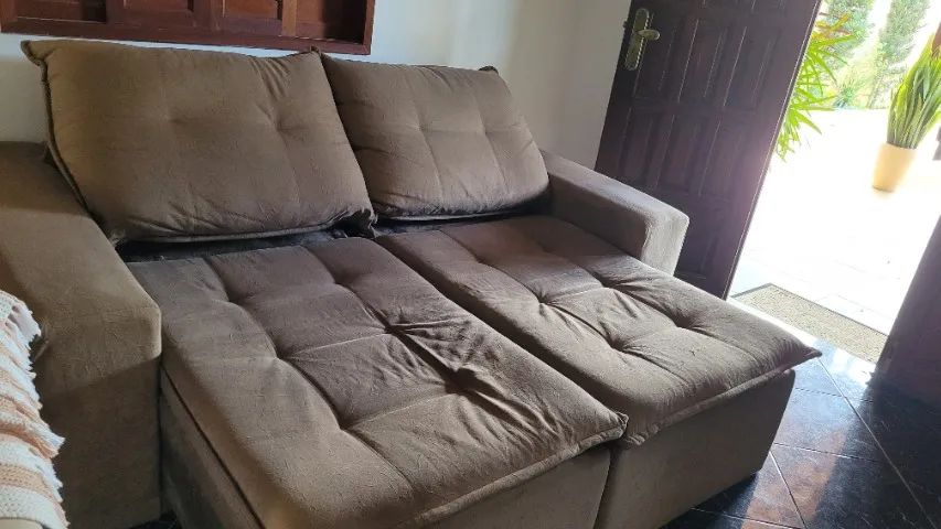 Sofá retrátil, 2 lugares, marrom  - Foto 3