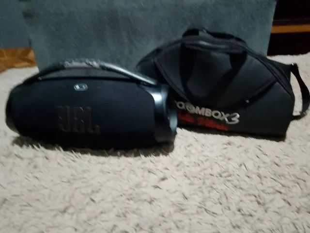 Bombox3 