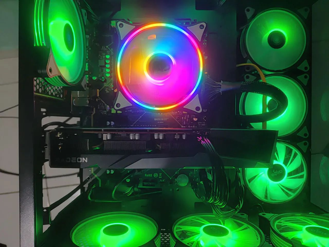 RX 7600 GIGABYTE - Foto 4