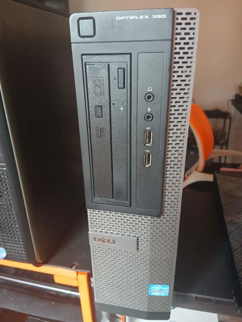 PC de mesa Desktop Dell i3 + SSD + Wi-Fi  - Foto 2