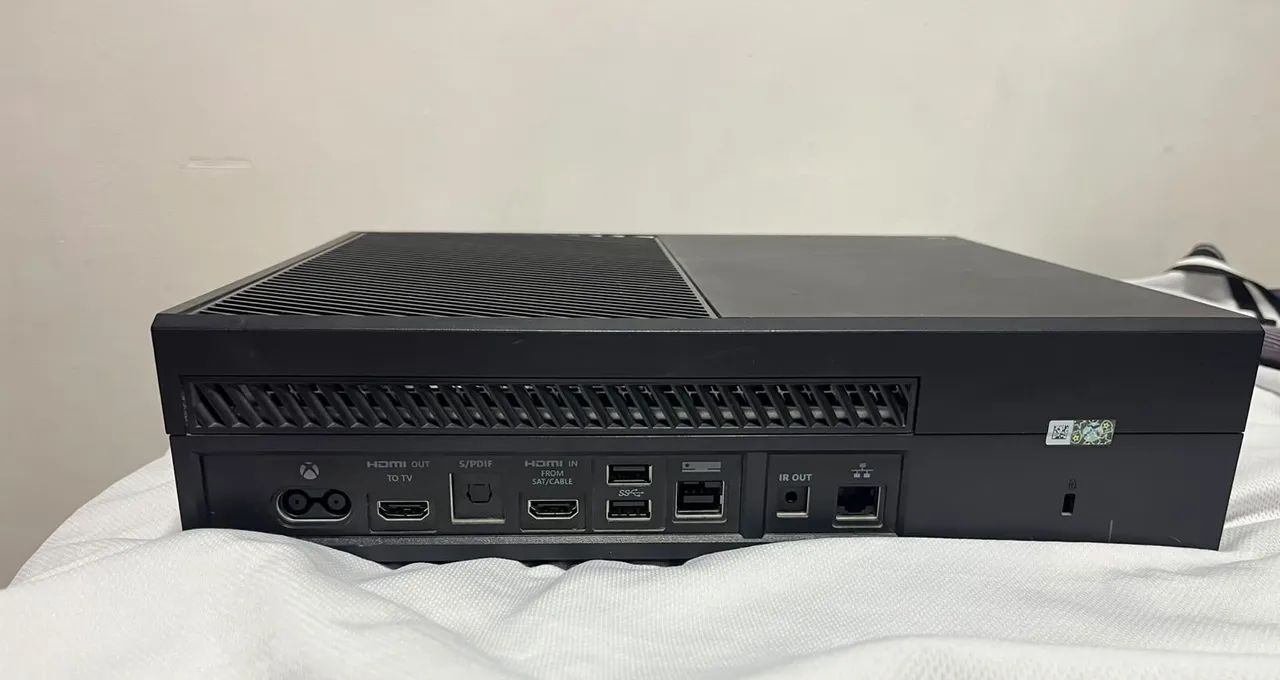 Xbox One 1TB  - Foto 2