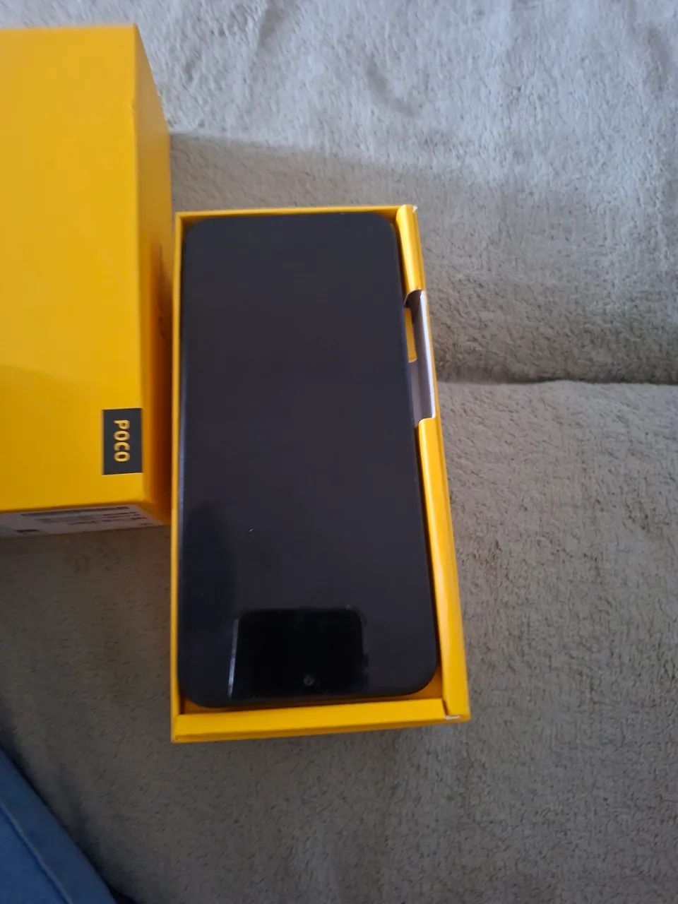 Vendo celular poco c85 - Foto 2