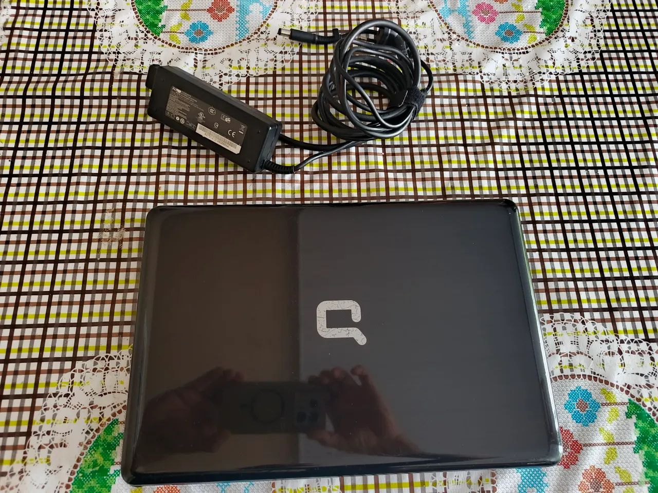 Notebook compac i3 com 4gb memória, teclado novo, carregador. - Foto 4