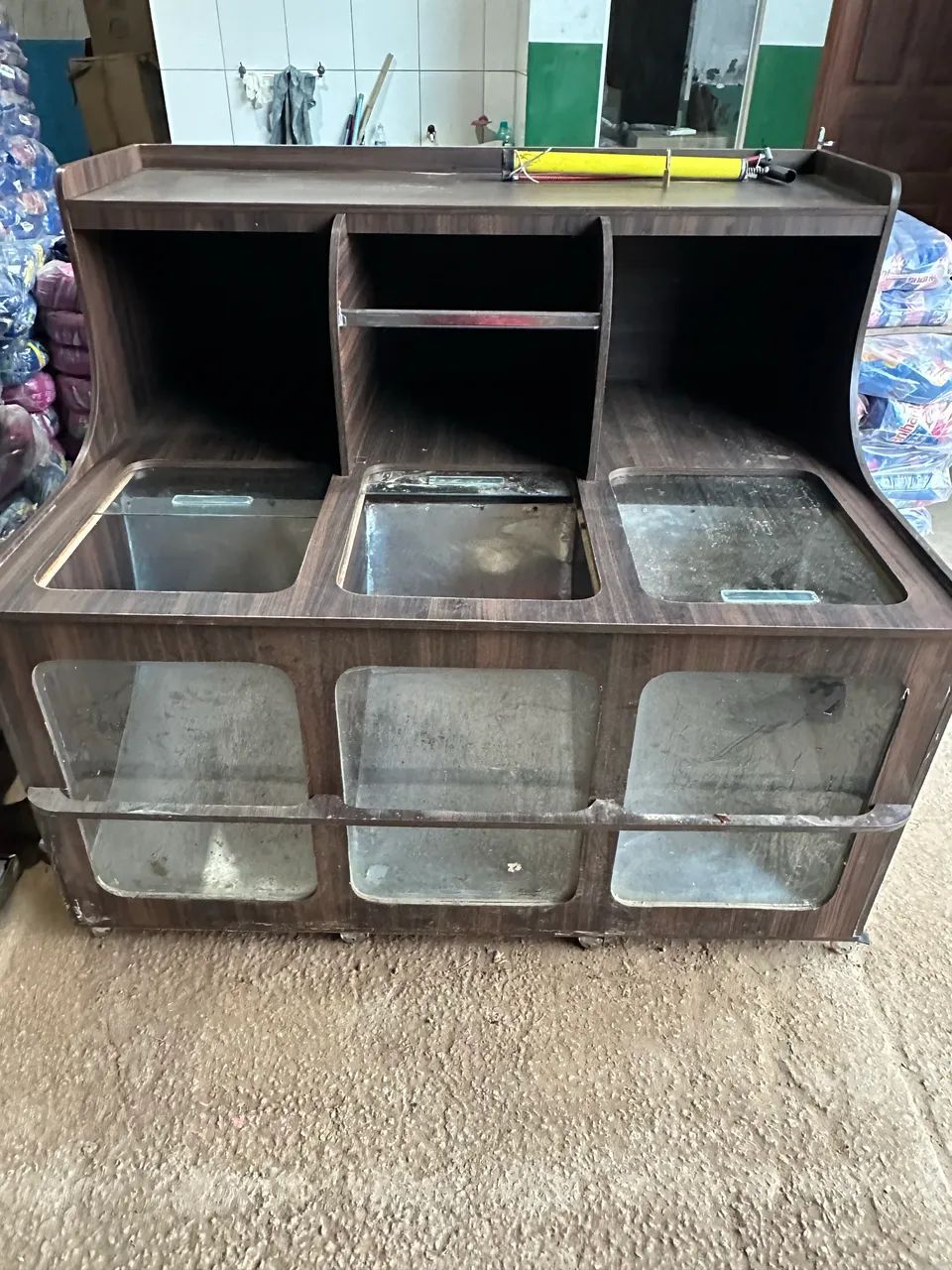 Vendo expositor para pães 