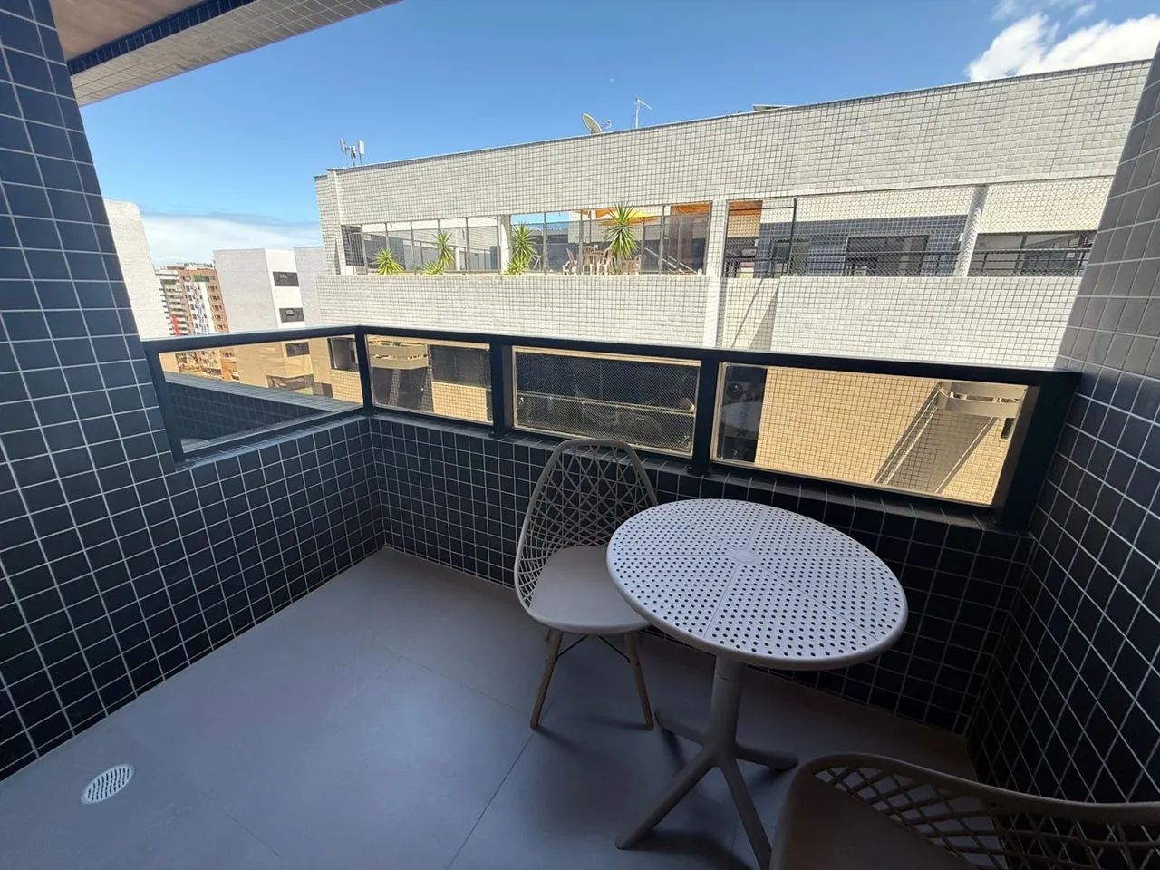 Alugo quarto e sala na ponta verde - Foto 3