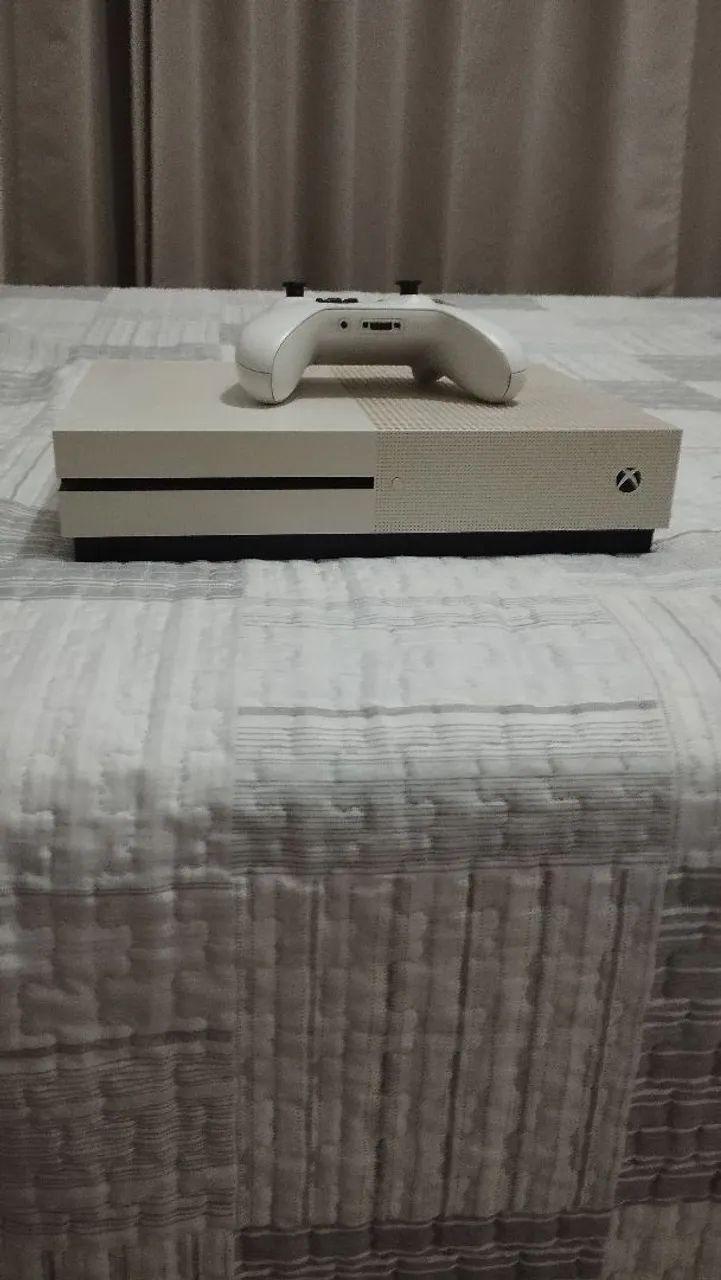 Xbox One S Branco 365gb(+jogos) - Foto 4