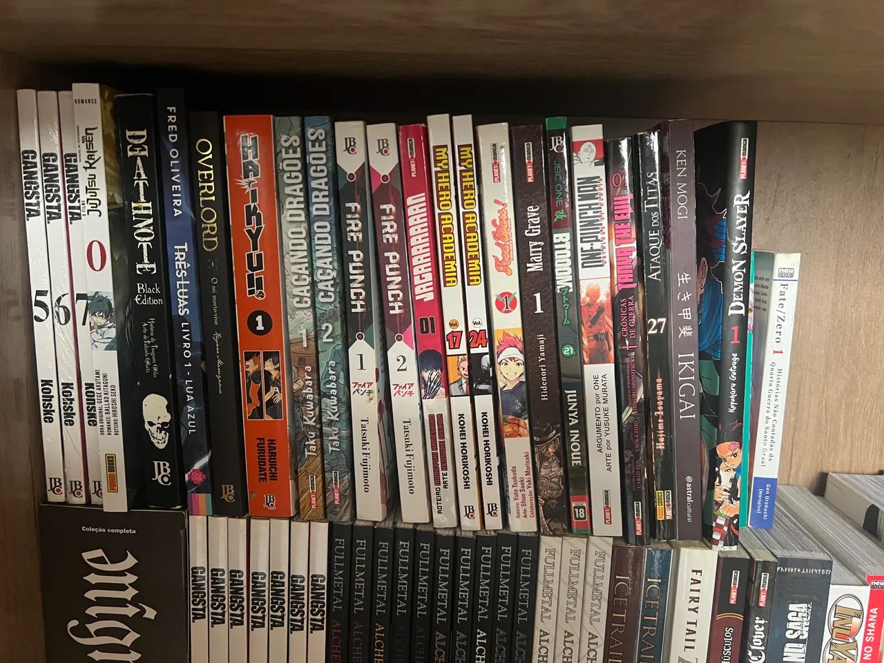 Mangás diversos - Foto 2