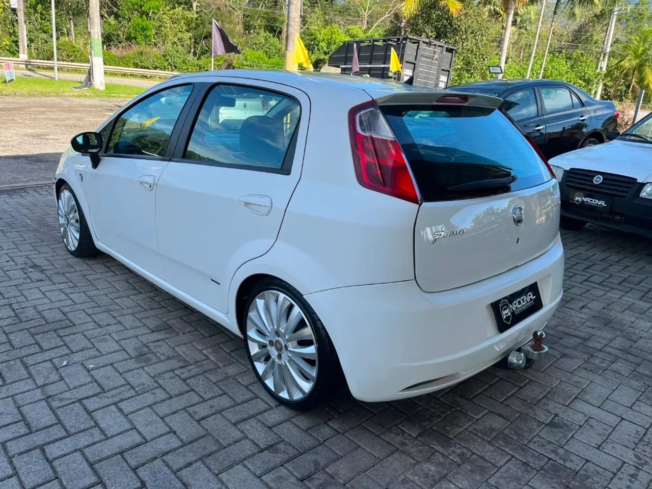 Fiat Punto Attractive 1.4 Fire Flex 8V 5P 2012 - Foto 4