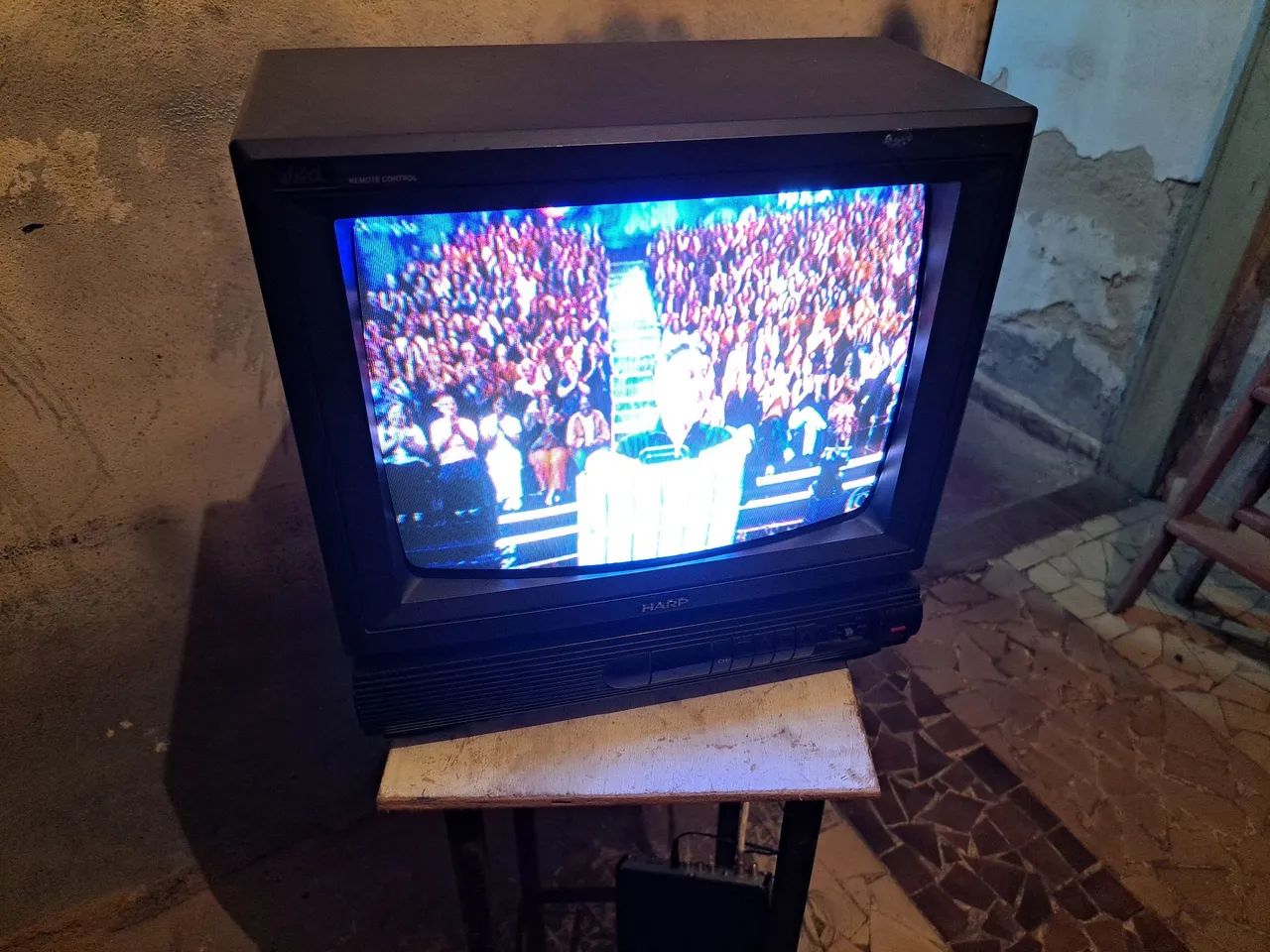 Tv 14 polegadas Sharp  - Foto 2