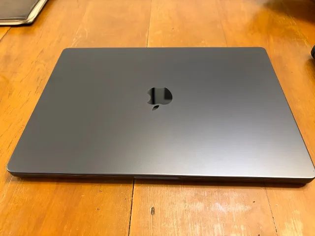MacBook Pro M3 Pro - 18GB - 512GB - 16 pol - Foto 4