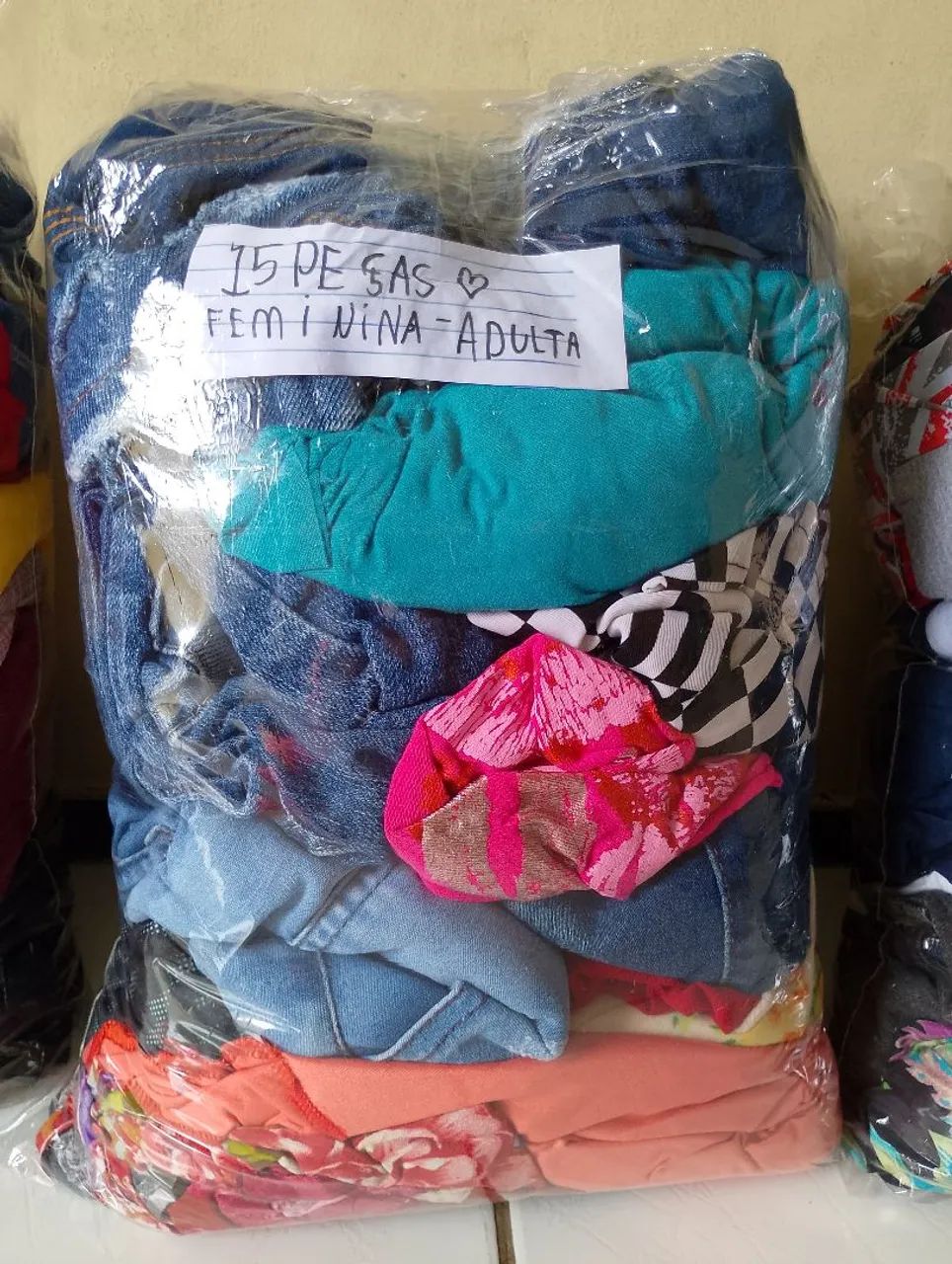 Roupas para bazar - Foto 5