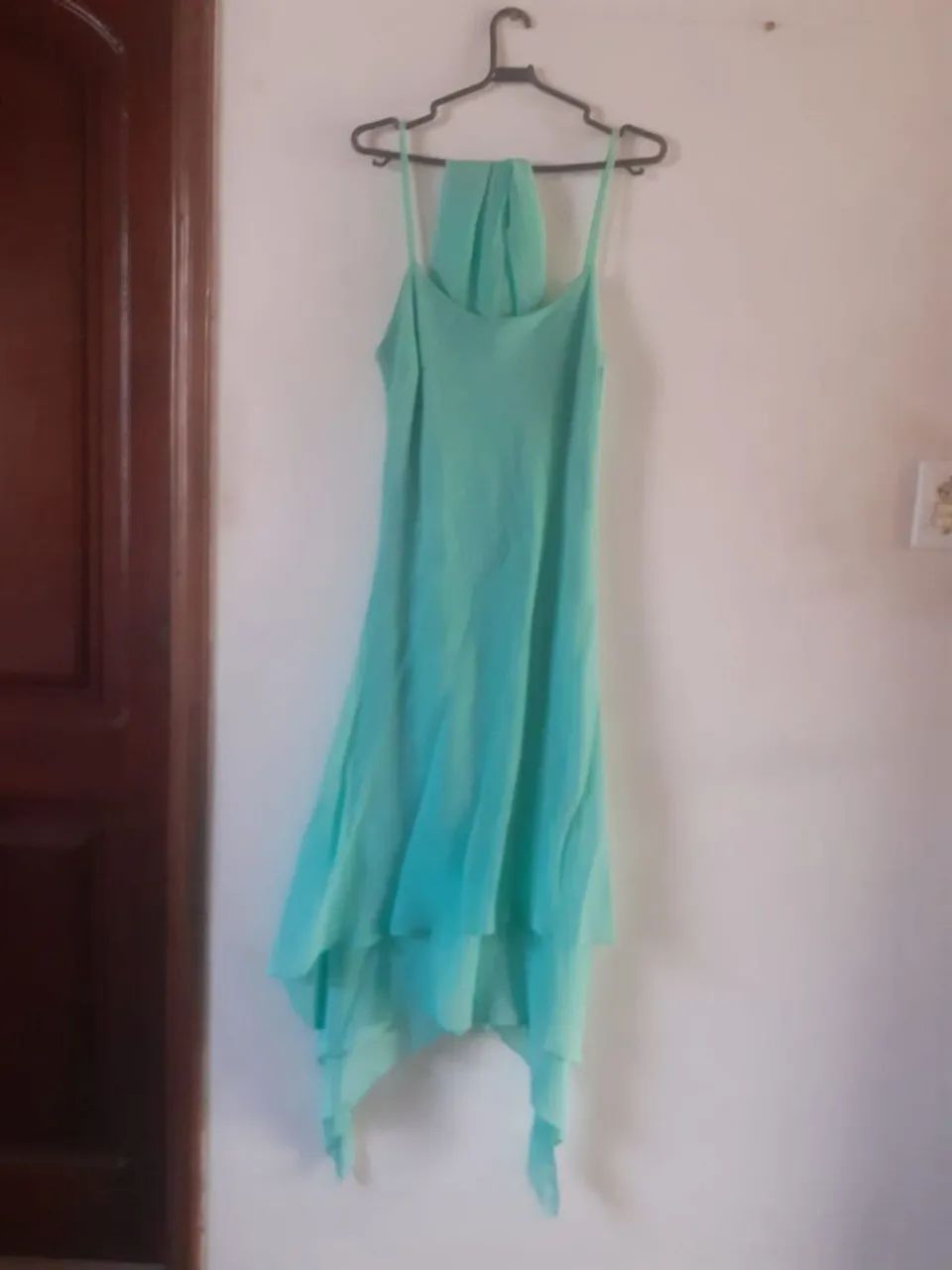 Roupas - Vestidos - Foto 2