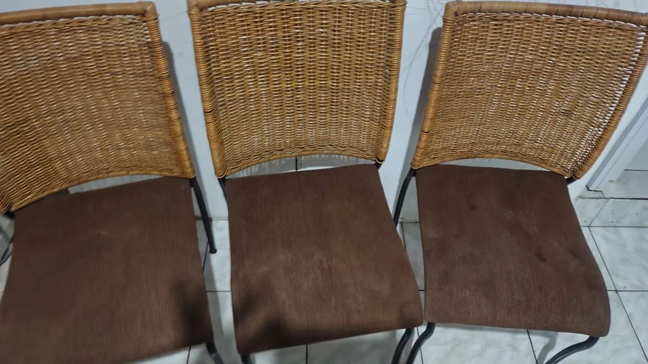 Cadeiras acolchoada material de qualidade