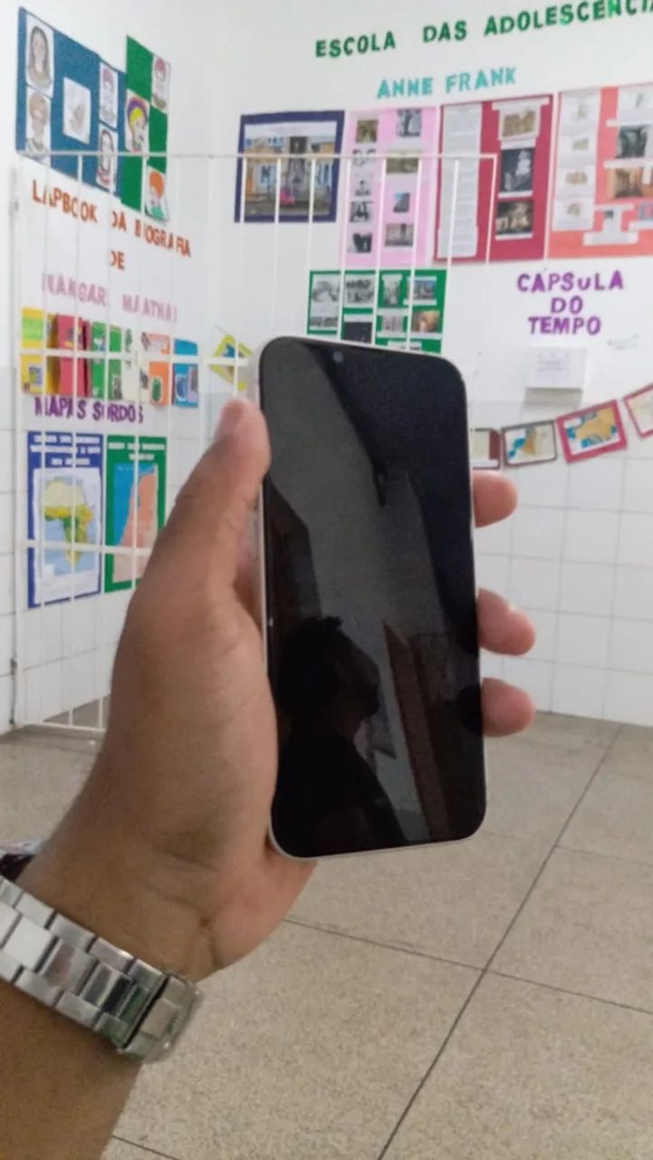 iPhone 13