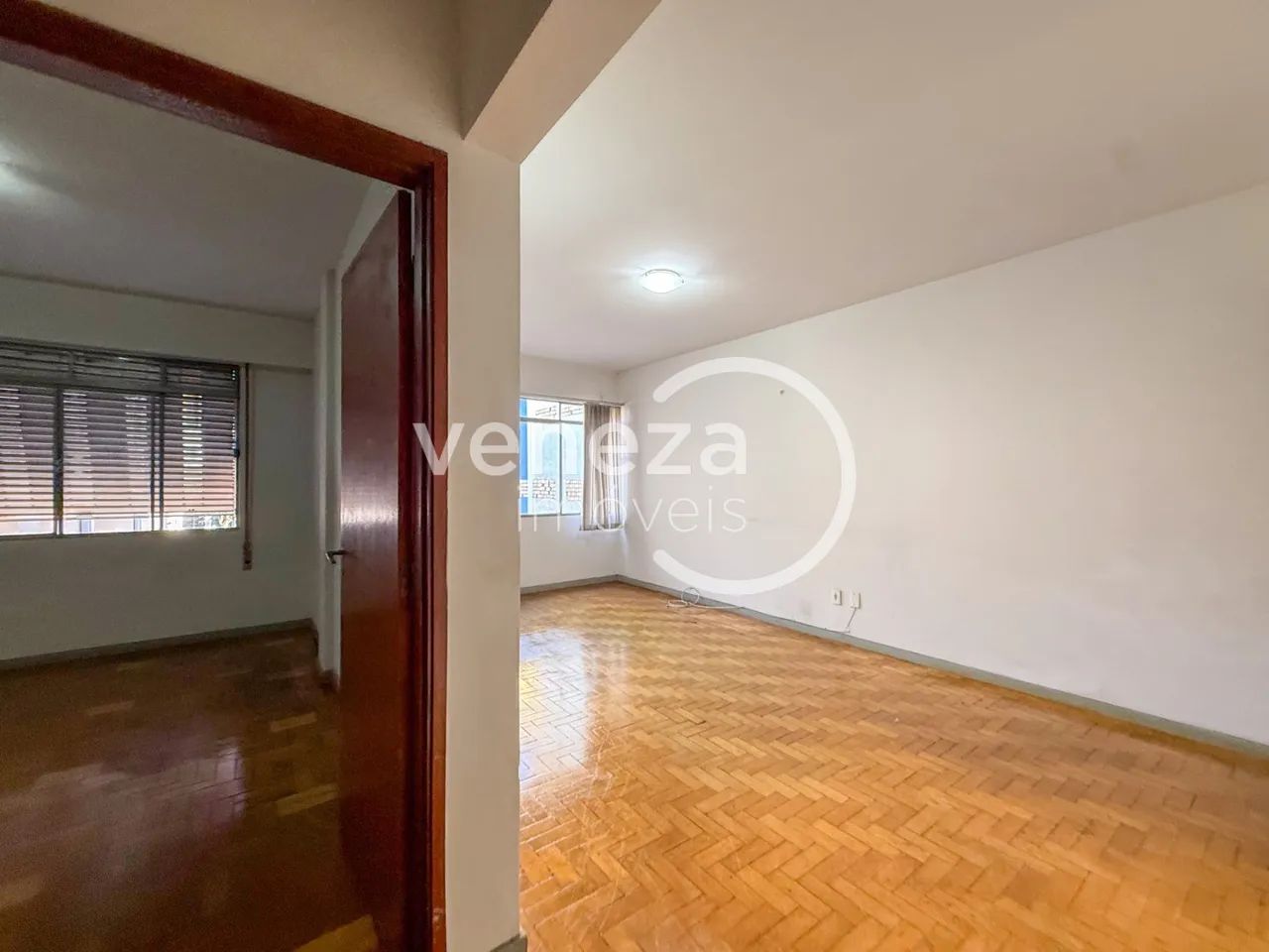 Apartamento à venda com 2 quartos no Centro de Londrina - Foto 2
