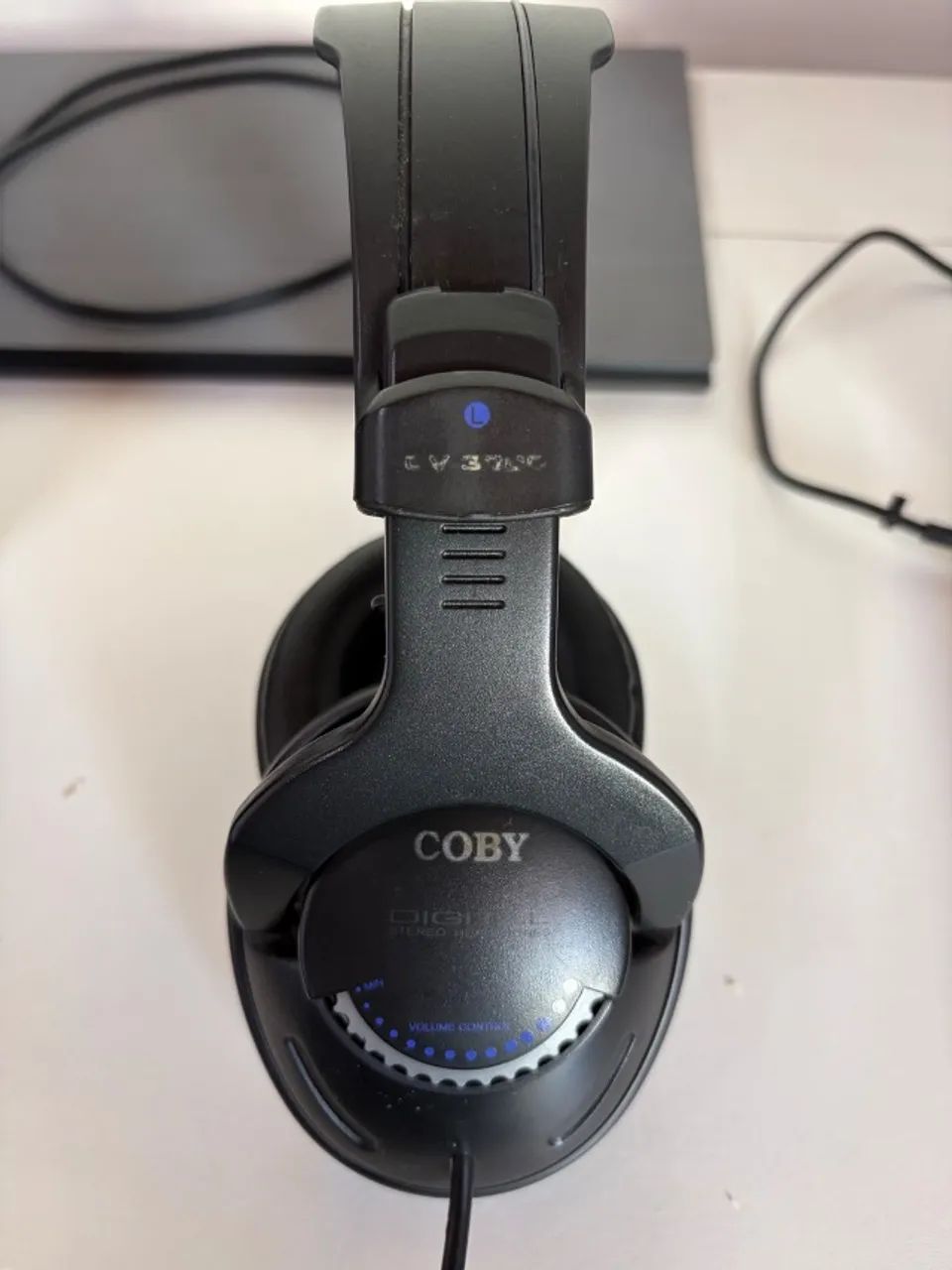 Fone de ouvido Coby CV 3000 com fio - Foto 2