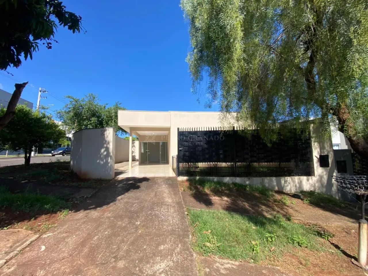 Casa/Sobrado Casa em Maringá