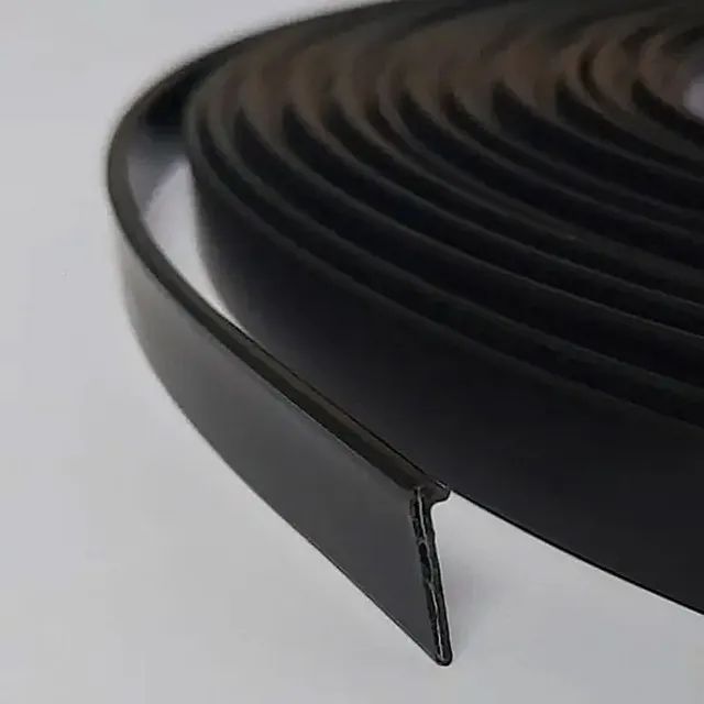 Perfil trim 1/2" preto 25 mts de acetato com alma de alumínio acabamento de letras caixa - Foto 3