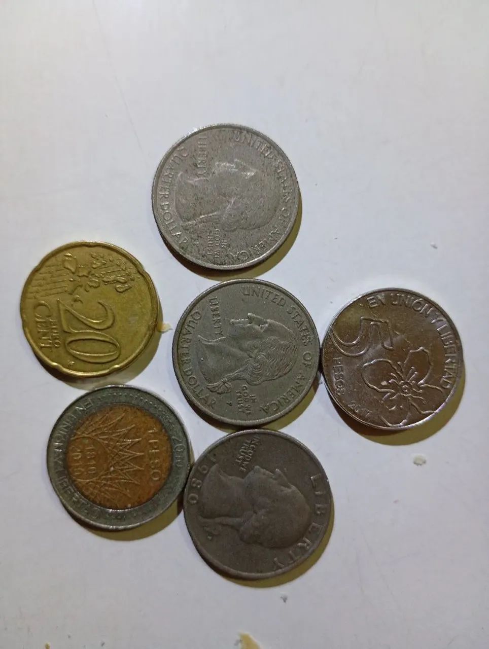 Moedas de variadas - Foto 3