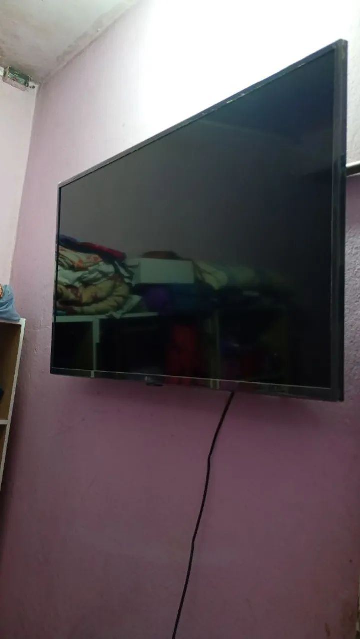 Tv smarth 43 polegadas semi nova 