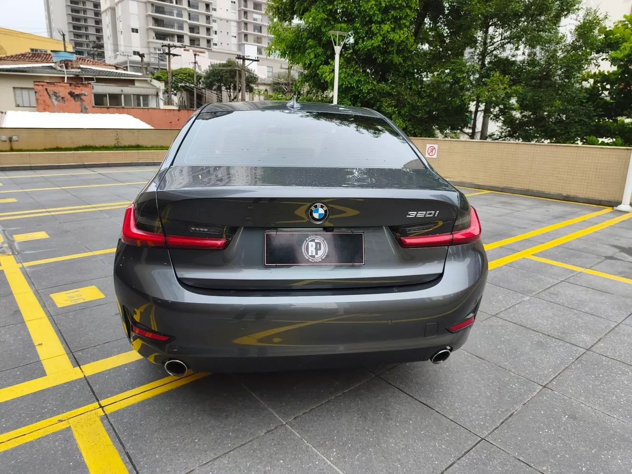 BMW Série 3 320I A 2.0 Turbo/activeflex 16V 184cv 4P, foto 11 de 13
