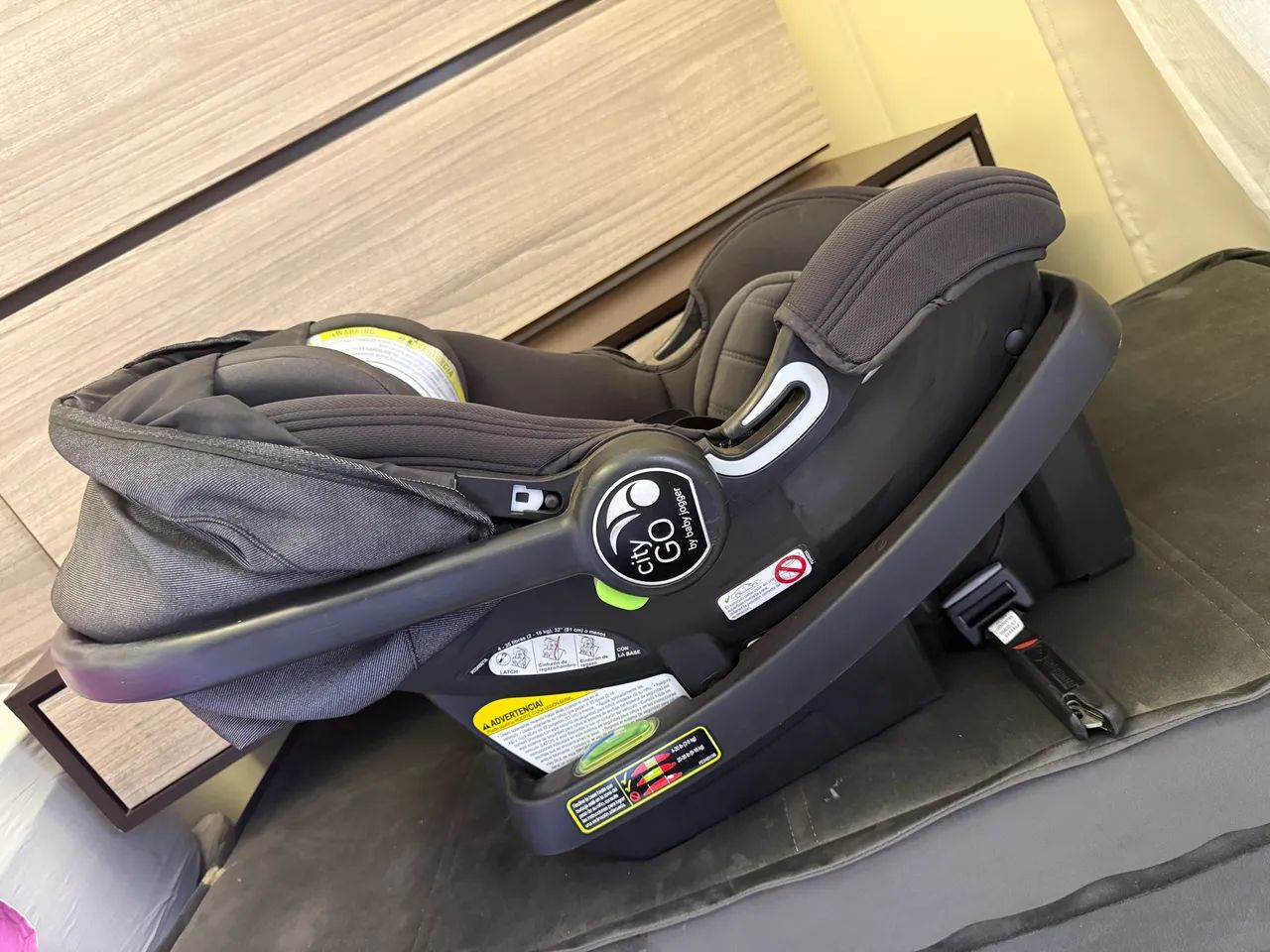 Carrinho com bebê conforto Baby Jogger IMPORTADO  - Foto 2